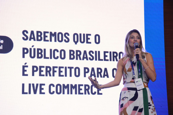 Monique Lima